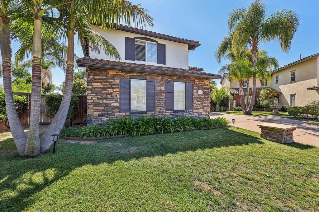 1512 Thomas Pl