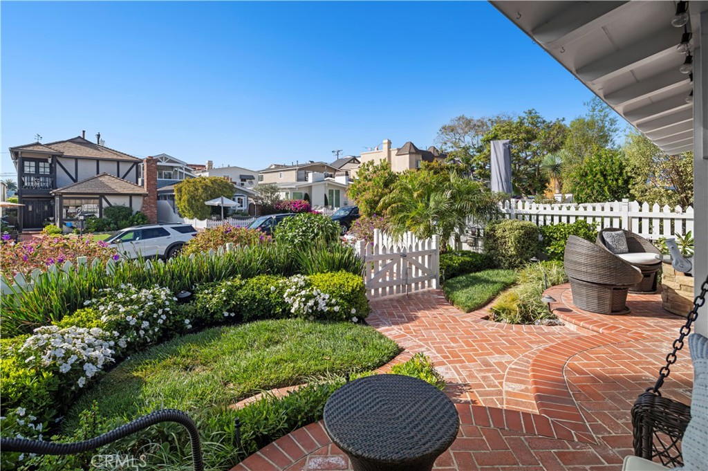 708 Orchid Avenue