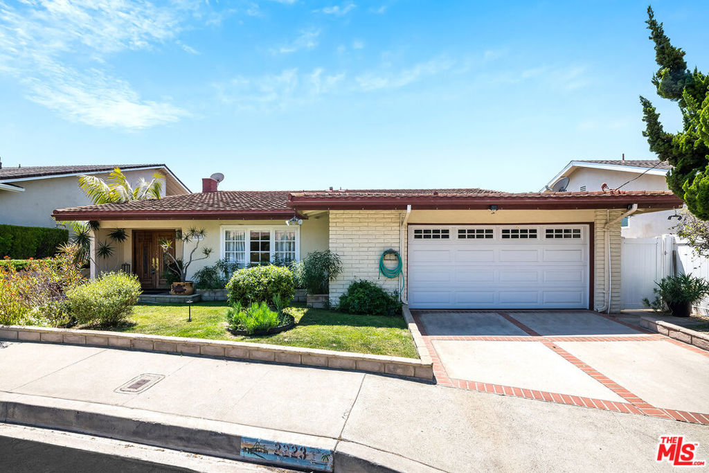 2223 Mcrae Drive