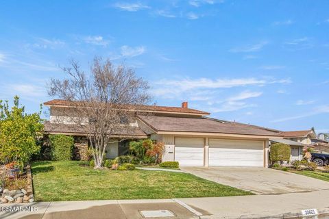 Photo of 32023 Wallington Court, Westlake Village, CA 91361 (MLS # 226001799)