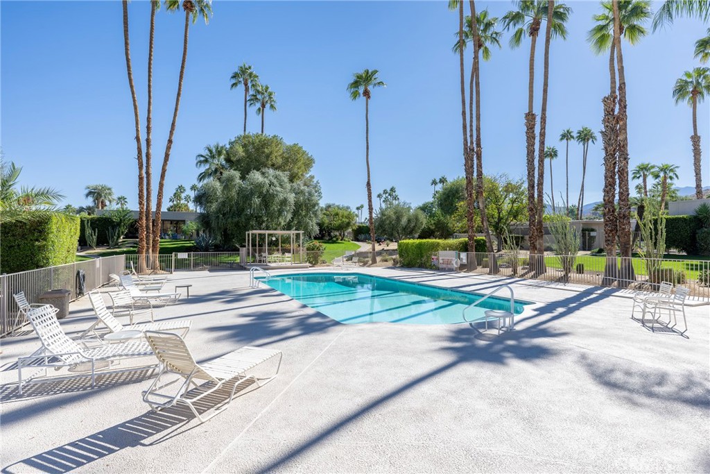 Sandpiper Palm Desert (32333) - Residential