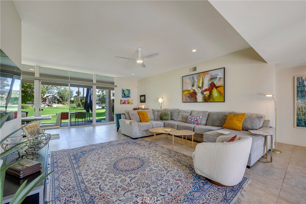 Sandpiper Palm Desert (32333) - Residential