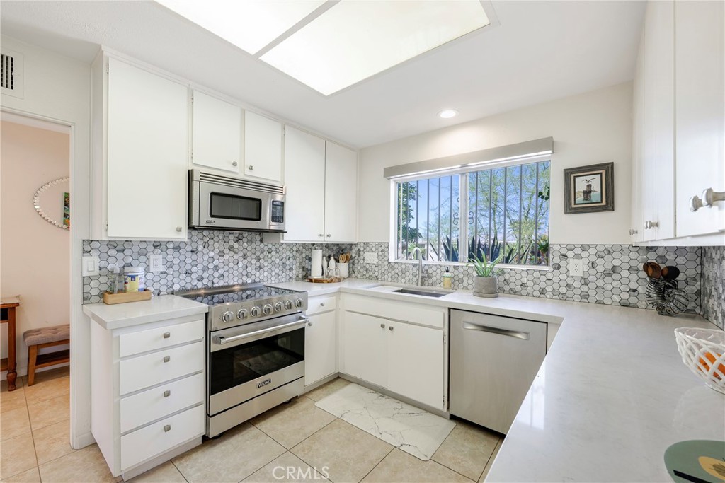 Sandpiper Palm Desert (32333) - Residential