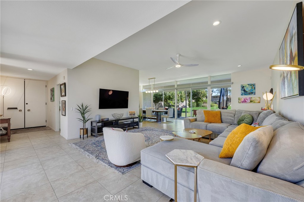 Sandpiper Palm Desert (32333) - Residential