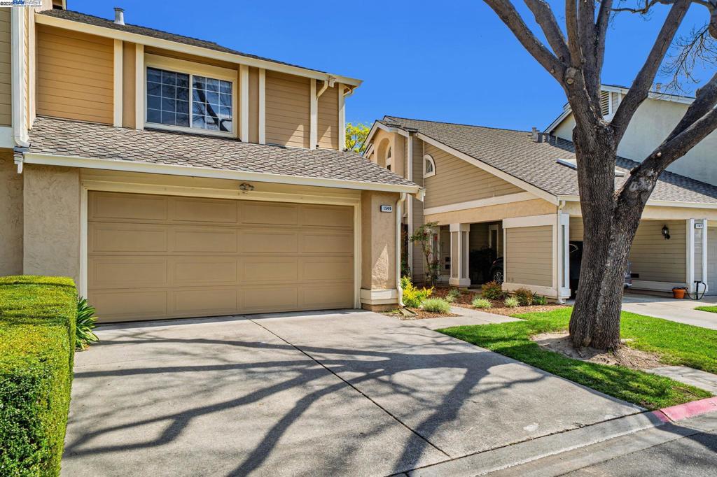 Properties 2 1549 Trimingham Drive