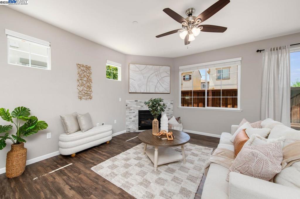 BRENTWOOD - Residential