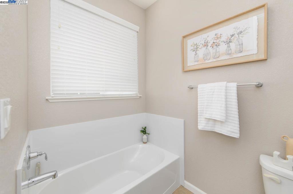 BRENTWOOD - Residential