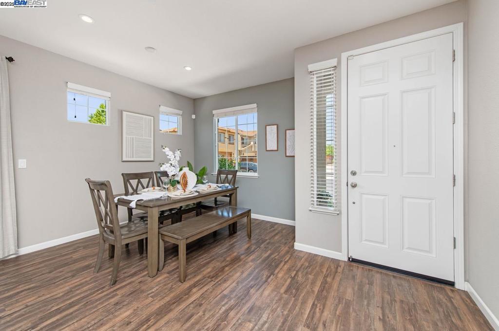 BRENTWOOD - Residential