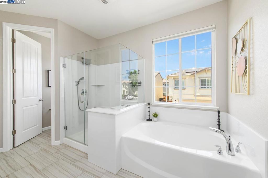 BRENTWOOD - Residential