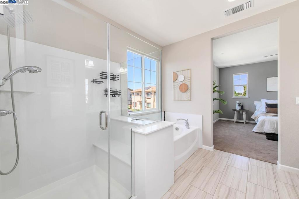 BRENTWOOD - Residential