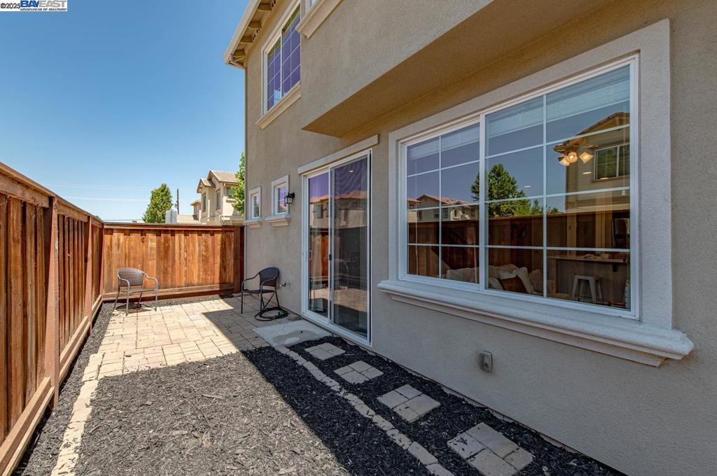 BRENTWOOD - Residential