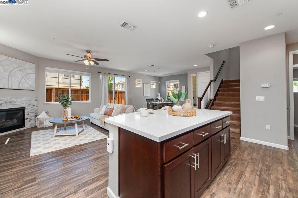 BRENTWOOD - Residential