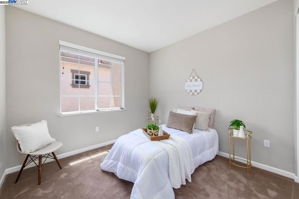 BRENTWOOD - Residential