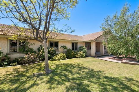 Photo of 11637 Davis Street, Moreno Valley, CA 92557 (MLS # PF26098990)