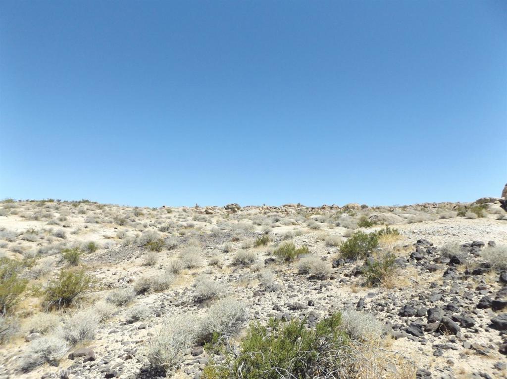 100 Green Rock Mine (near) Road