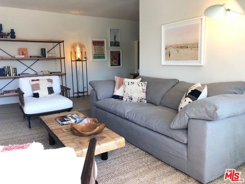 22357 Pacific Coast Highway Malibu CA 90265