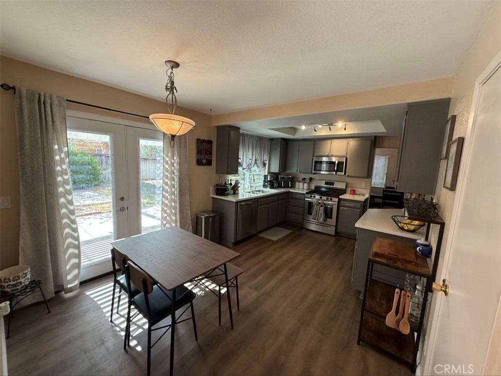42523 56th Street W