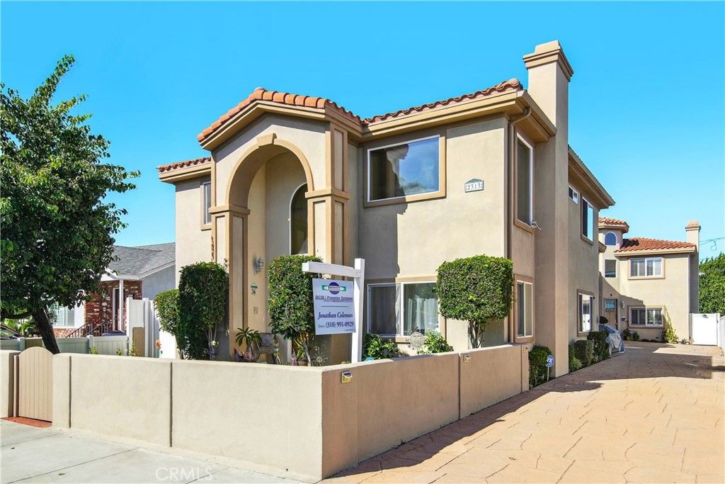 Photo of 2313 Nelson Ave #A, Redondo Beach, CA 90278 (MLS # SB25242044)