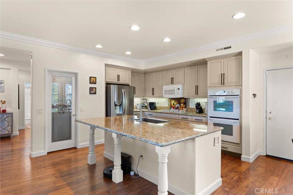 1461 Deer Hollow Drive