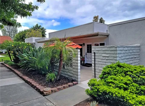 MLS: OC26094685