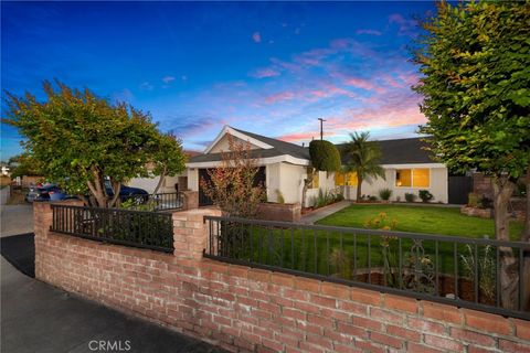Photo of 13518 Elwyn Drive, Baldwin Park, CA 91706 (MLS # PW26093533)