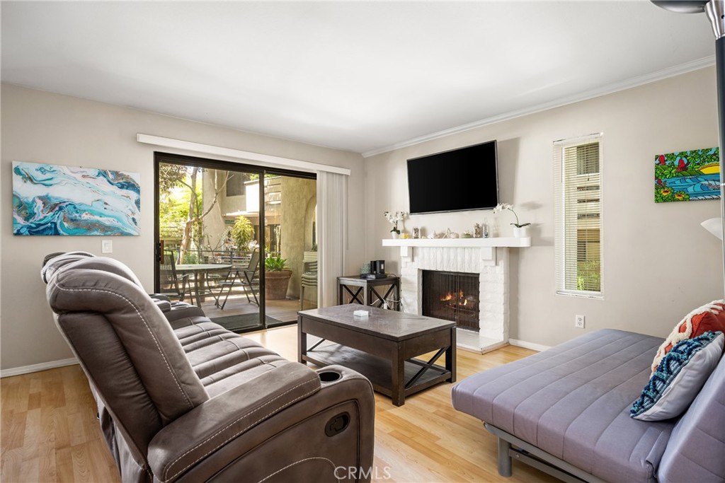 400 Brighton Springs