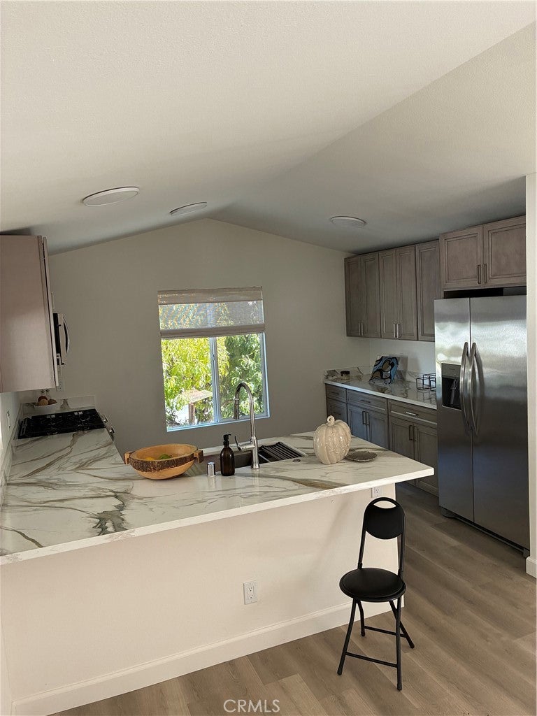 1885 E Bayshore Road 7