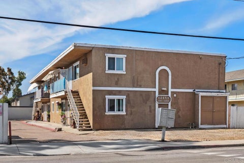 Photo of 12651 Laurel Drive, Lakeside, CA 92040 (MLS # NDP2607179)