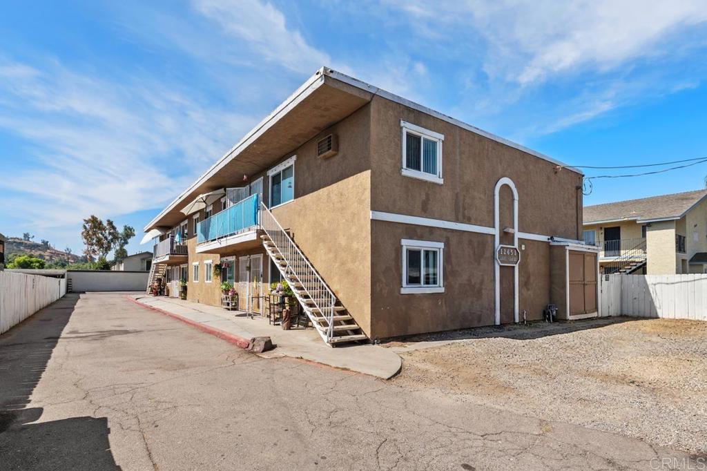 12651 Laurel