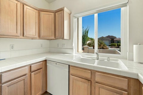 Tiny photo for 36583 Monarch Pass PASS, Palm Desert, CA 92211 (MLS # 219154103DA)