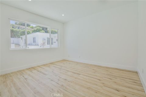 Tiny photo for 204 Via Colusa, Redondo Beach, CA 90277 (MLS # PW25244888)