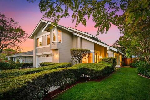 Photo of 4370 Sedge Street, Fremont, CA 94555 (MLS # ML82045462)