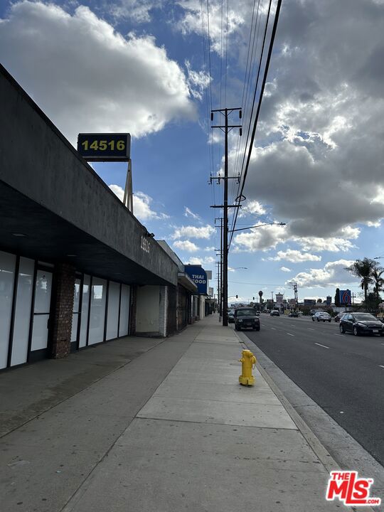 14516 Crenshaw Boulevard