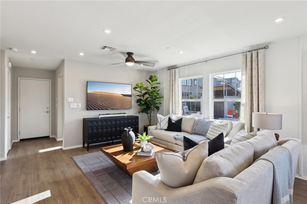 6392 Sierra Vista Lane 1