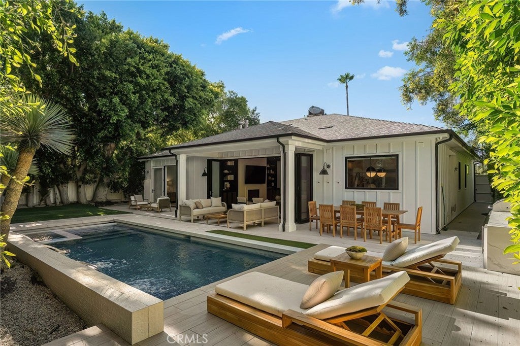 Properties 1 16130 Otsego Street