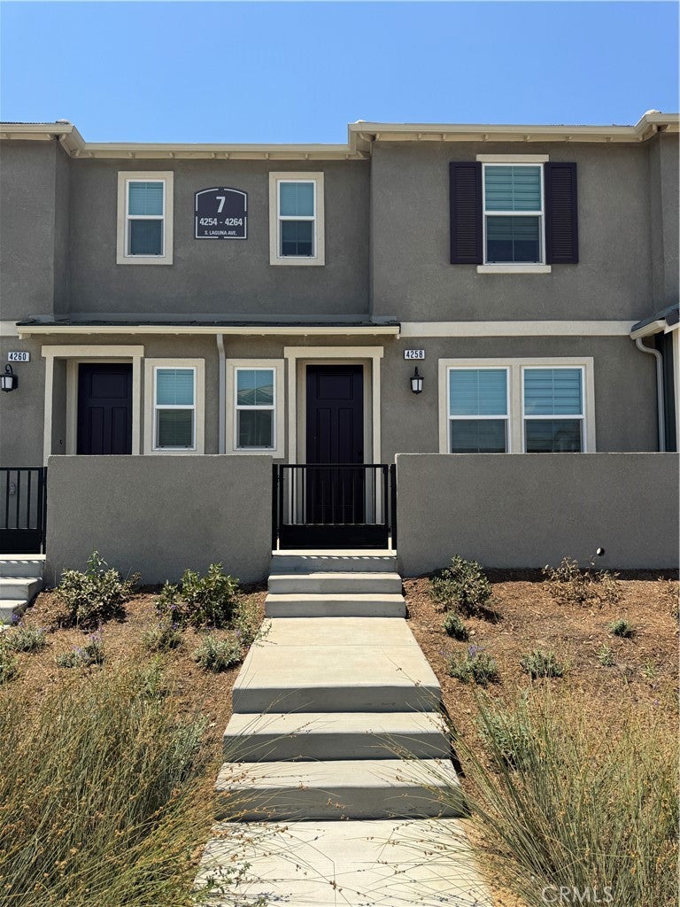 4258 S Laguna