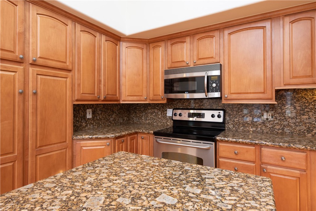 13341 Twin Hills 57C