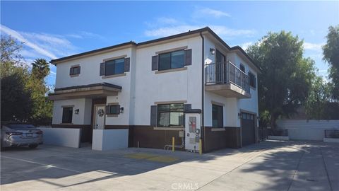 Photo of 8238 Sharuzi Lane, Northridge, CA 91325 (MLS # SR26095565)