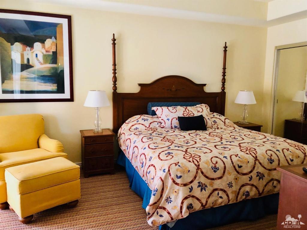 LQ Desert Villas - Residential Lease