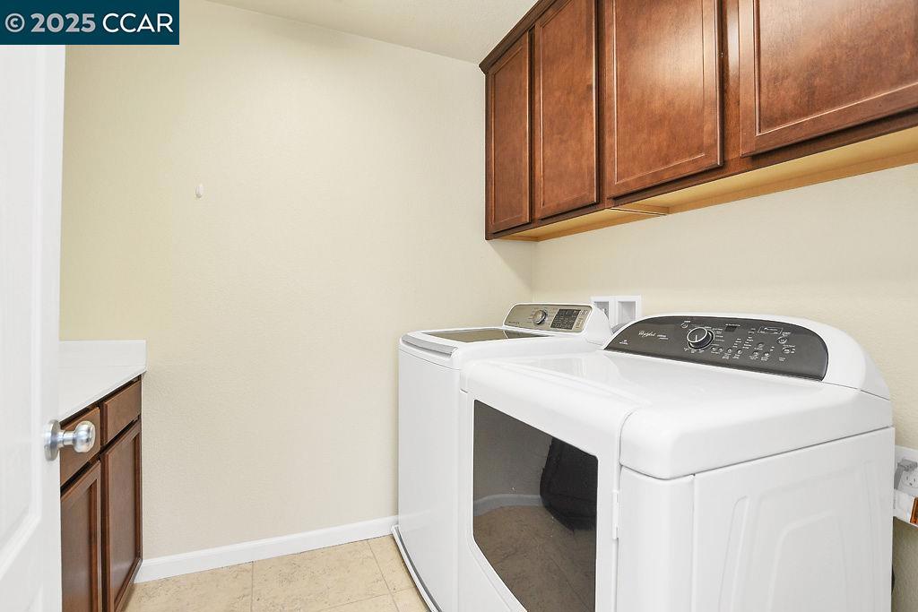 SUMMERLAKE - Residential