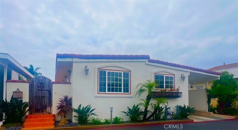 Photo of 121 Yorktown, Newport Beach, CA 92660 (MLS # NP26107361)