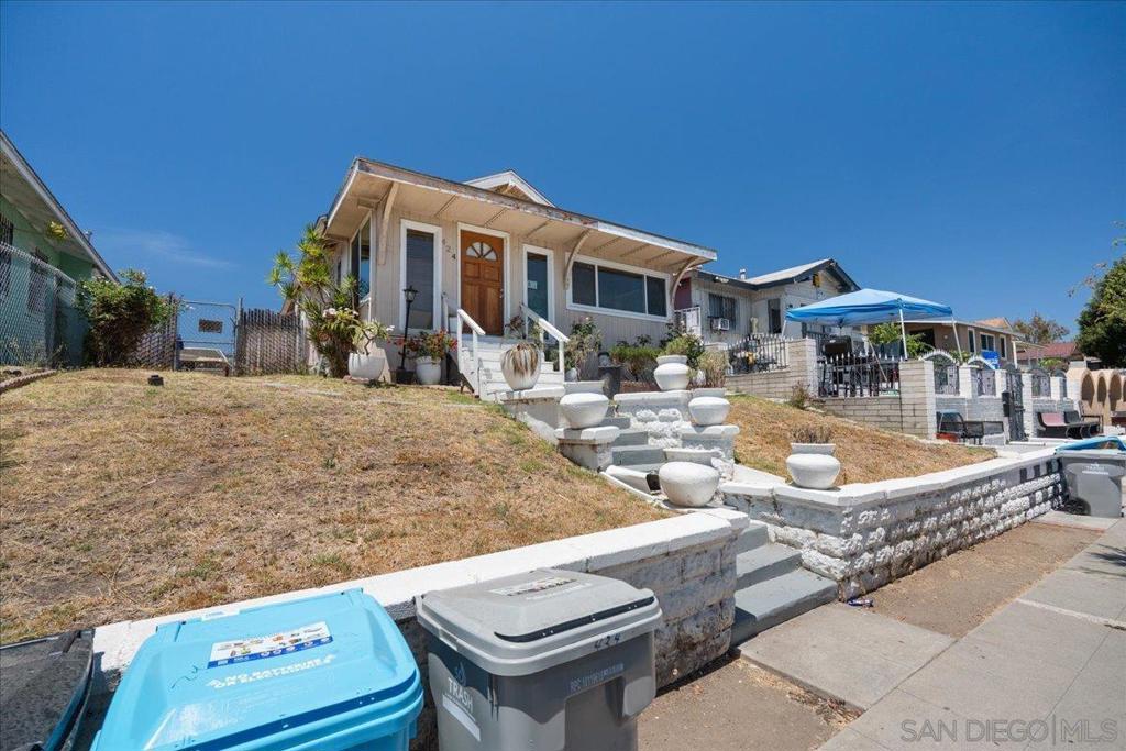 424 Cuyamaca Ave