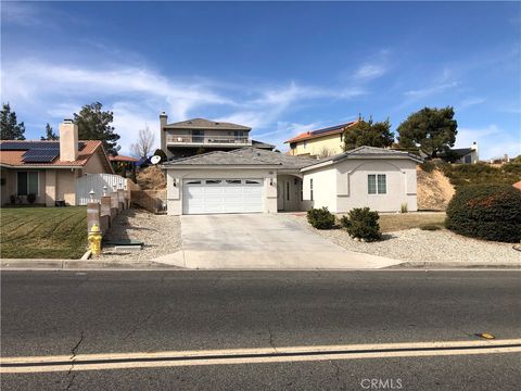 Photo of 18198 Kalin Ranch Road, Victorville, CA 92395 (MLS # HD26061629)