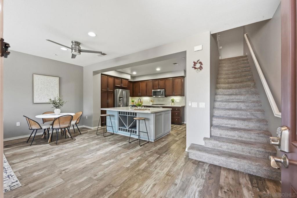 2221 Capistrano Way 3