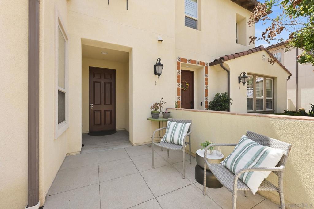 2221 Capistrano Way 3