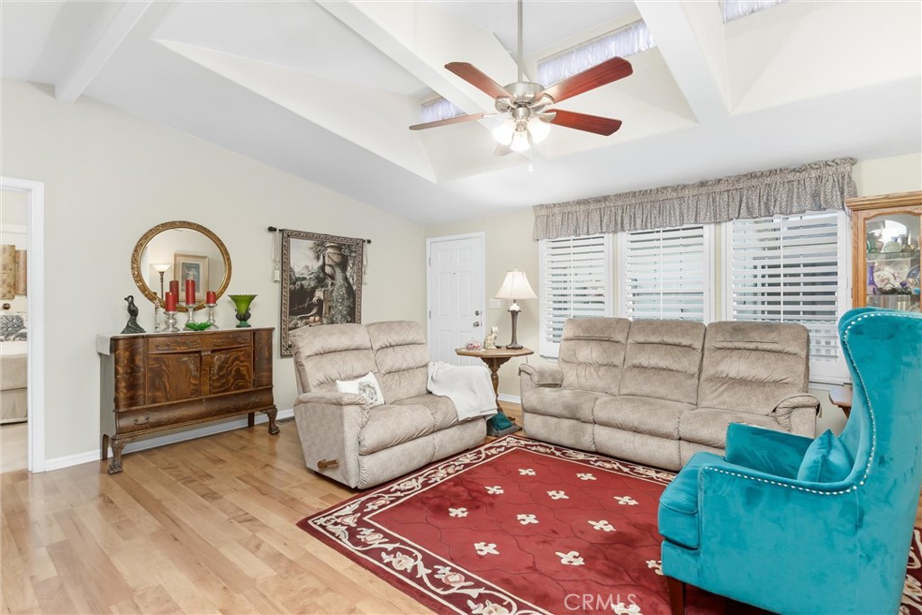 10961 Desert Lawn, 464 (Plum)