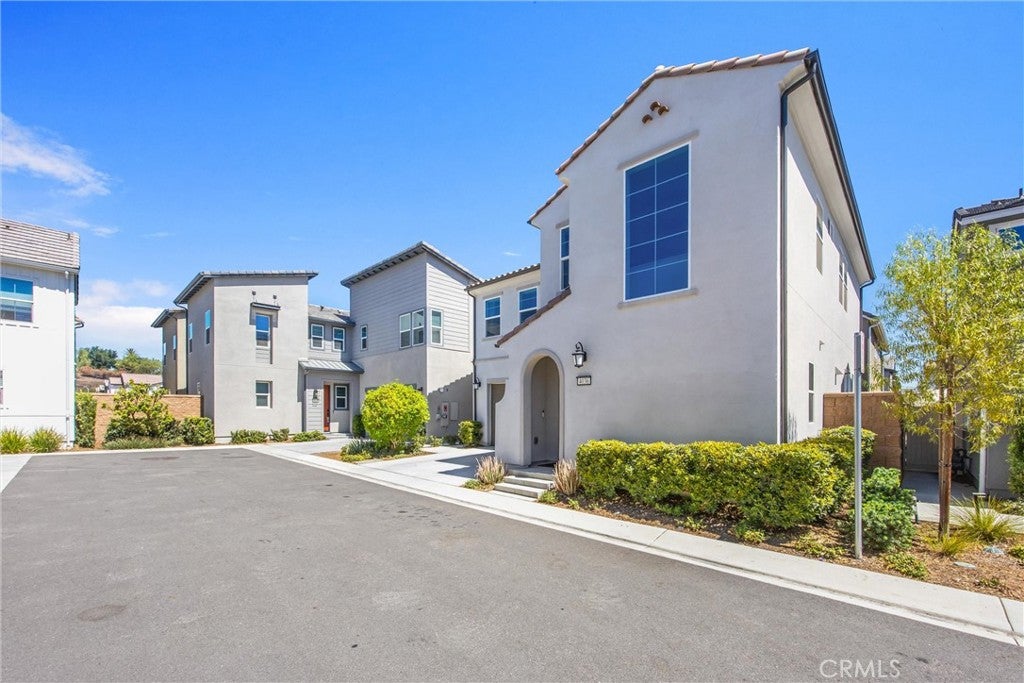 4036 Shada Ln