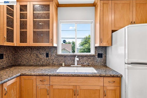 Tiny photo for 4516 Edwards Ln LN, Castro Valley, CA 94546 (MLS # 41142190)