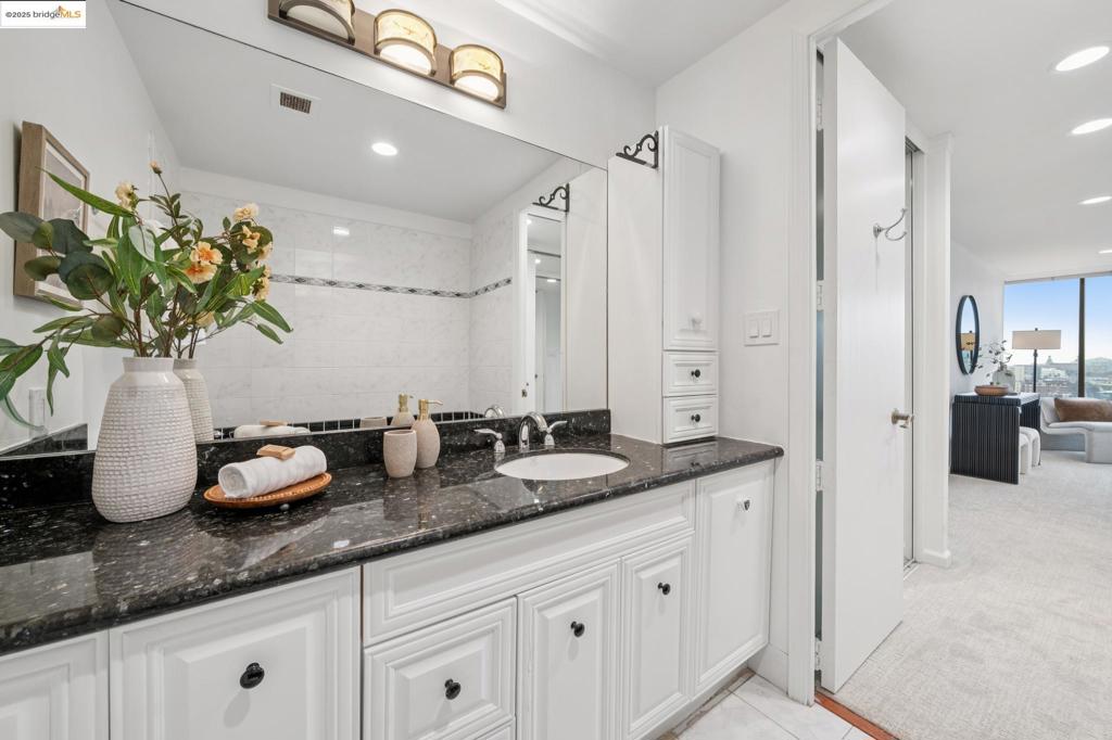 LAKE MERRITT - Residential