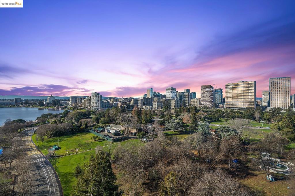 LAKE MERRITT - Residential